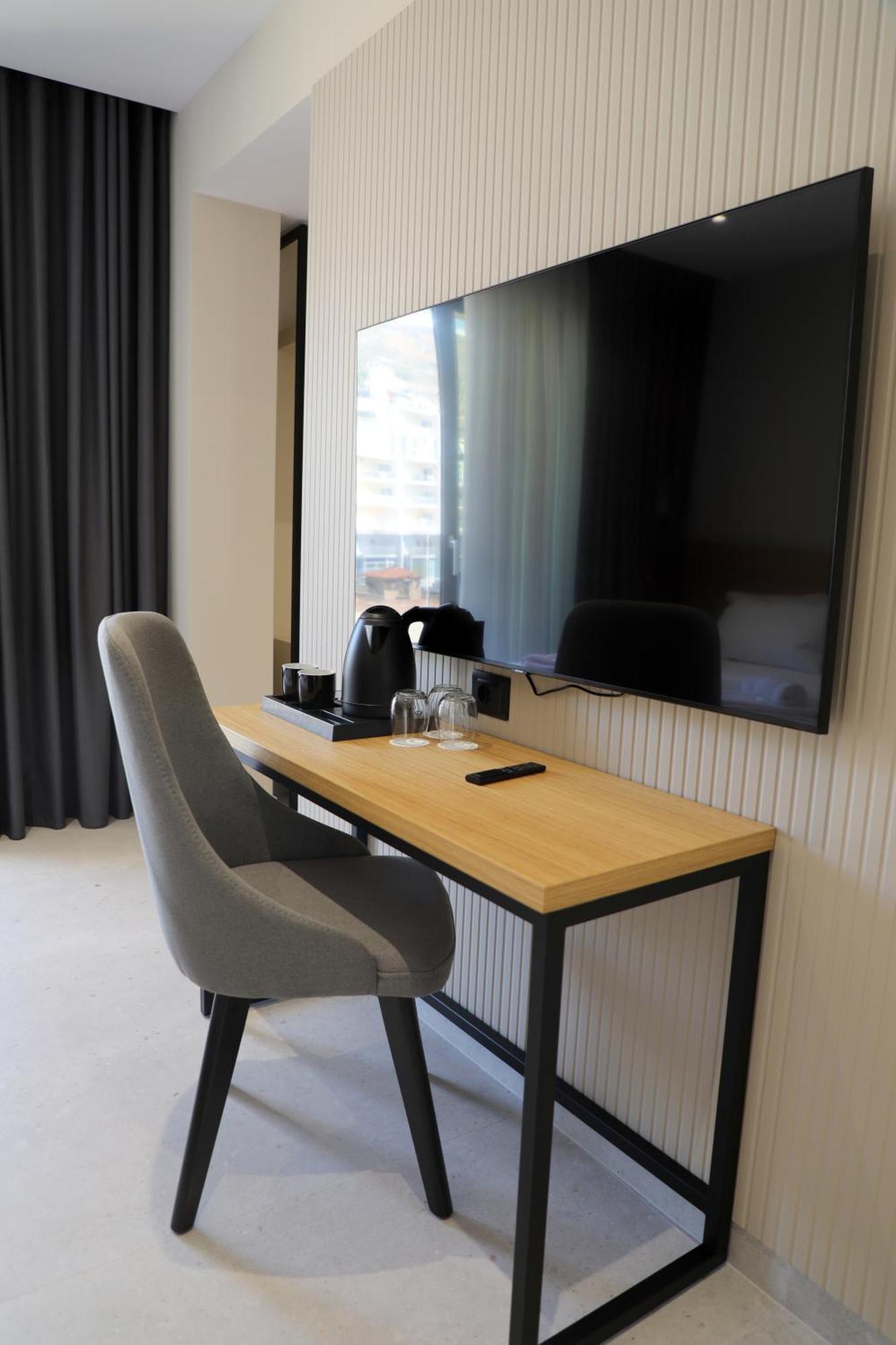 Niklas Boutique Hotel Sarandë エクステリア 写真