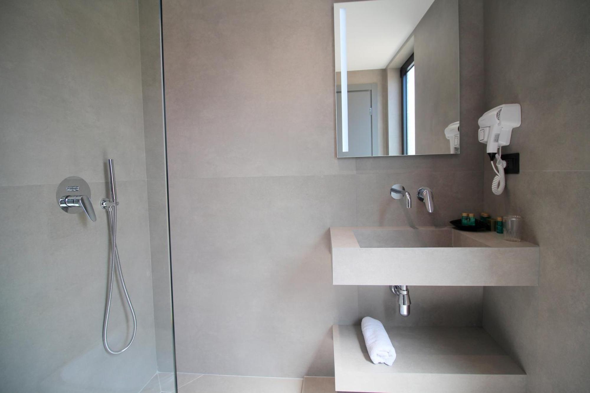 Niklas Boutique Hotel Sarandë エクステリア 写真