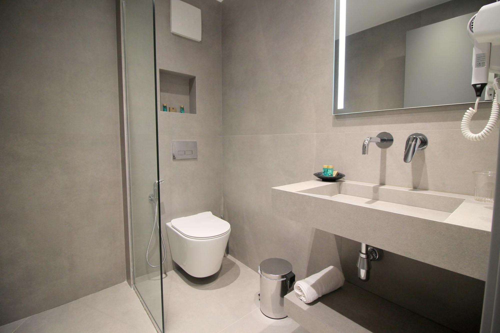 Niklas Boutique Hotel Sarandë エクステリア 写真
